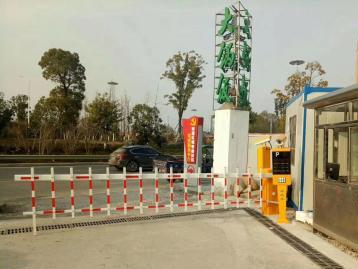 專業弱電安防系統集成 從停車場識別到智能門禁的全方位技術解析與成都實踐